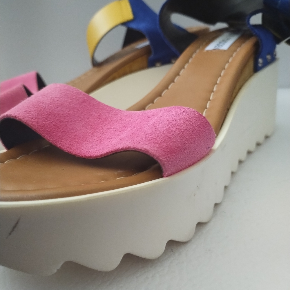 STEVE MADDEN SANDAL - Picture 3 of 8